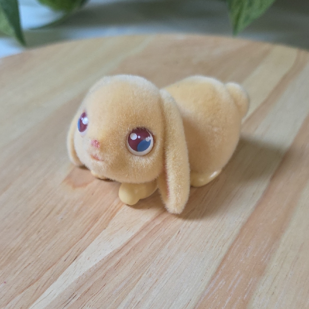 Little Lives Pet Mama Surprise Minis Lil Bunnies Toy Rabbit